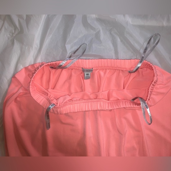 NWOT Guess Romper Bright Peach Sleeveless Strapless Pockets Drawstring Med - Picture 13 of 15
